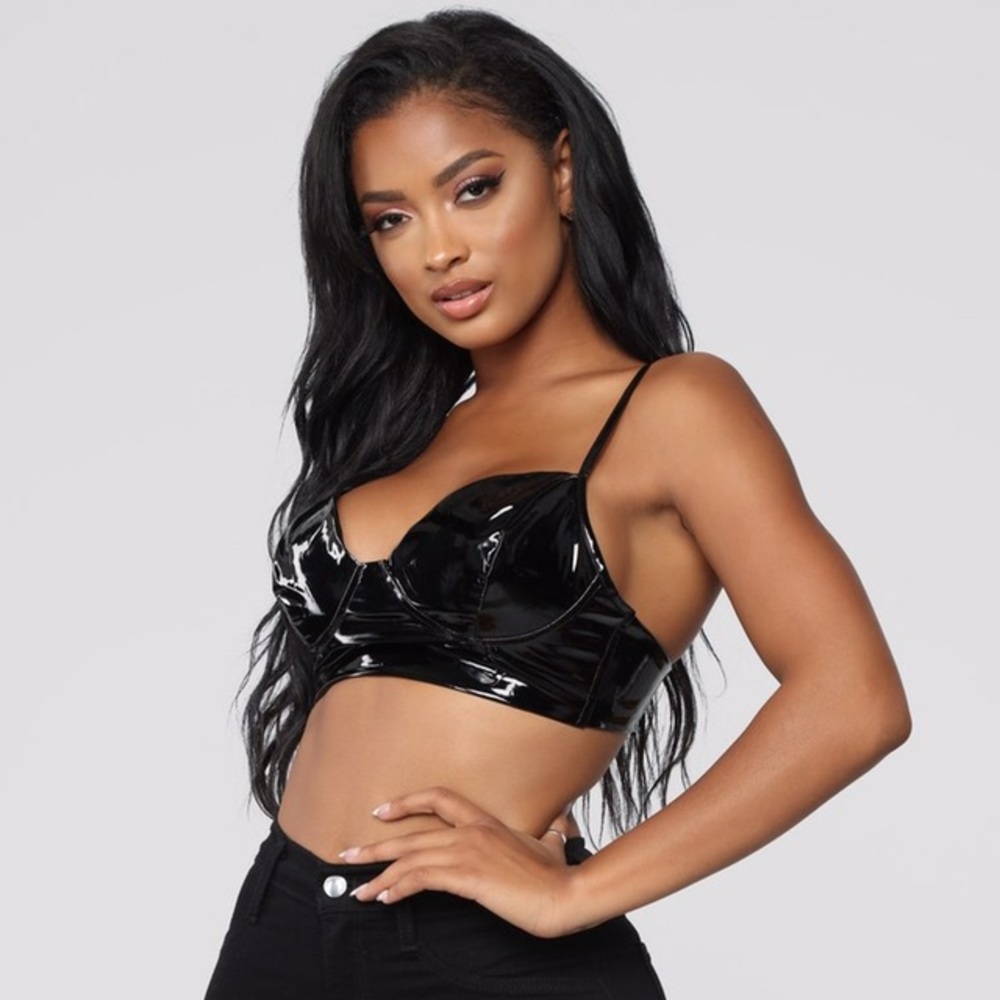 Beautiful and sexy latex brasserie bralette bra